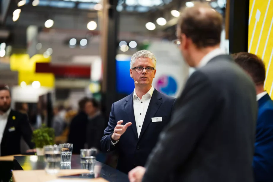 Die zahlreichen Besucher und Besucherinnen zeigten großes Interesse an den innovativen und automatisierten Swan-Intralogistiklösungen, die auf den SAP-Modulen SAP EWM und SAP TM basieren.
